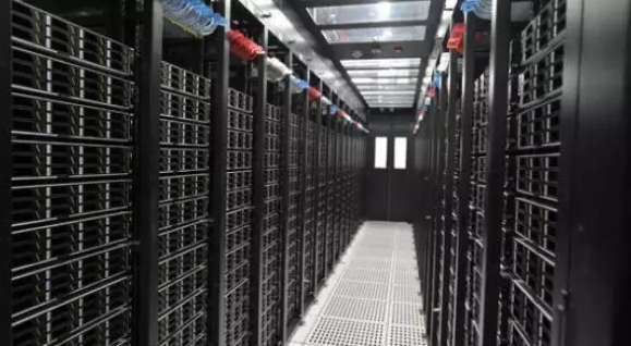 香港防攻擊服務器租用的優勢是什么